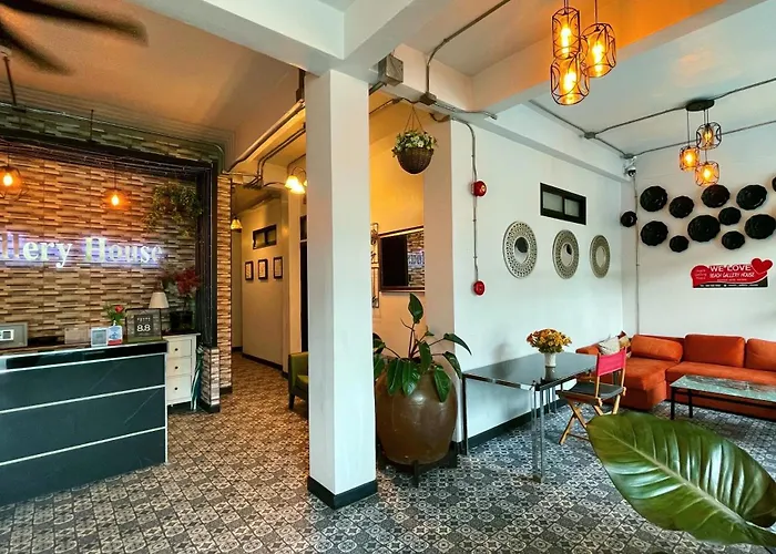 Beach Gallery House