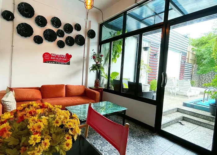 Beach Gallery House