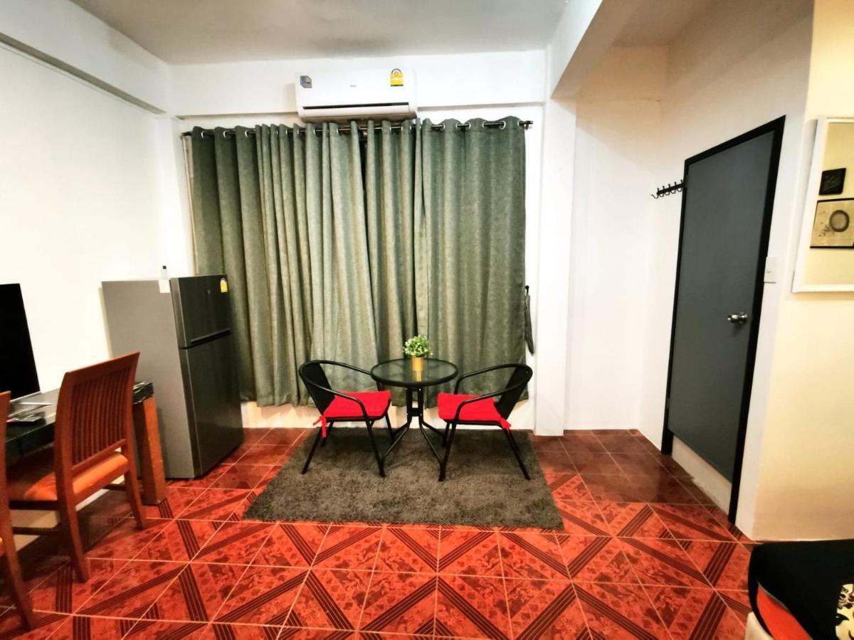 Gallery House אורחן 4*