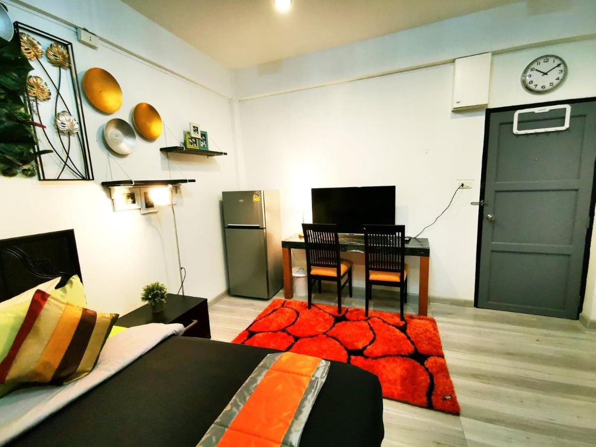 אורחן Gallery House חוף ג'ומטיין