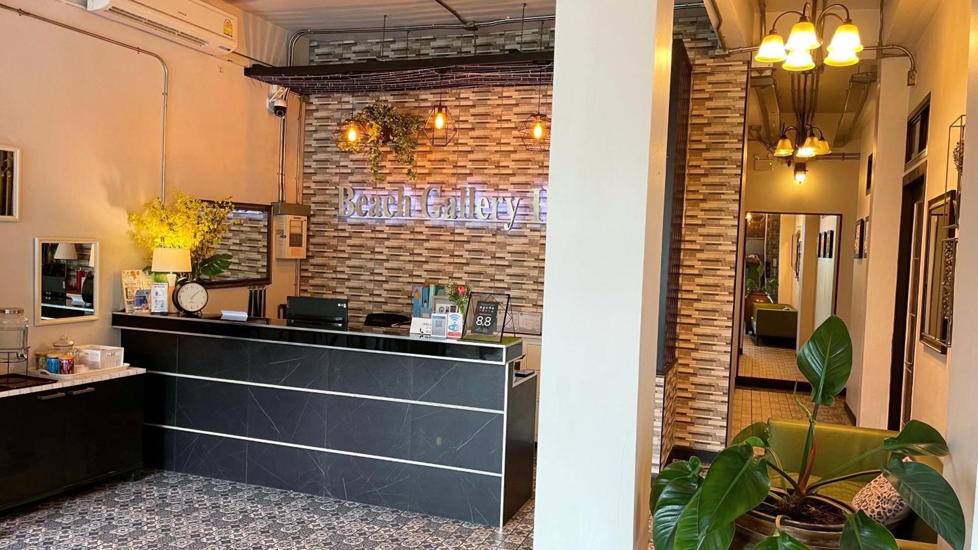אורחן Gallery House 4*