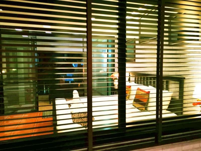 אורחן Gallery House חוף ג'ומטיין